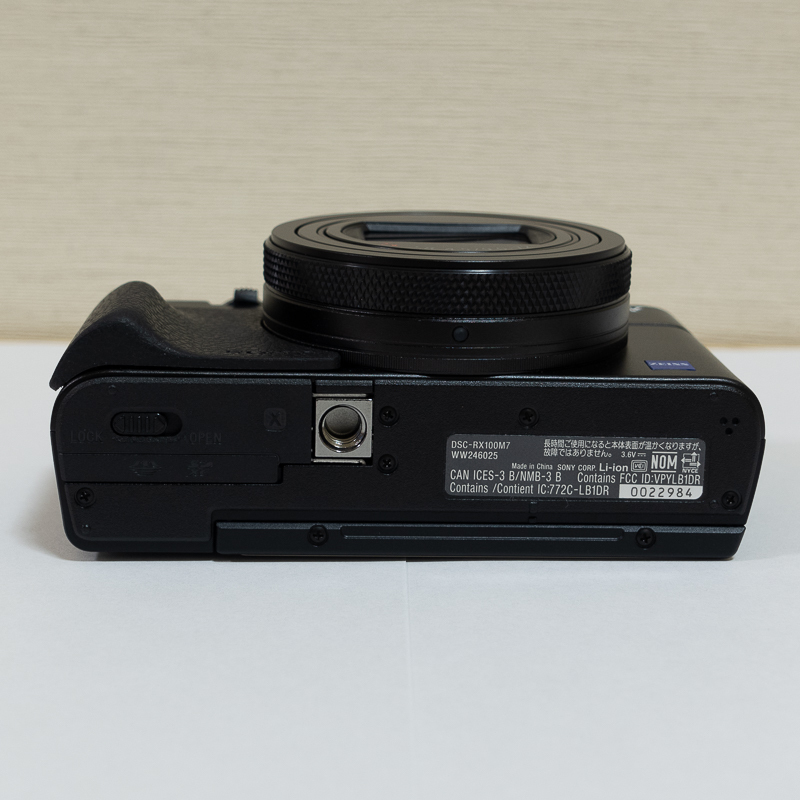 [超美品] 2024.1月購入 200ショット SONY RX100VII DSC-RX100M7 予備バッテリー/純正バッテリー充電器付_画像8