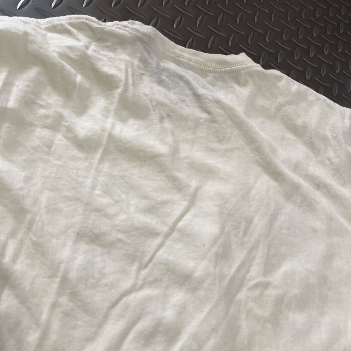 米軍放出品 沖縄 WHITE アメリカ　Tシャツ ランニング　トレーニング　MEDIUM 　(INV D#08)_画像8