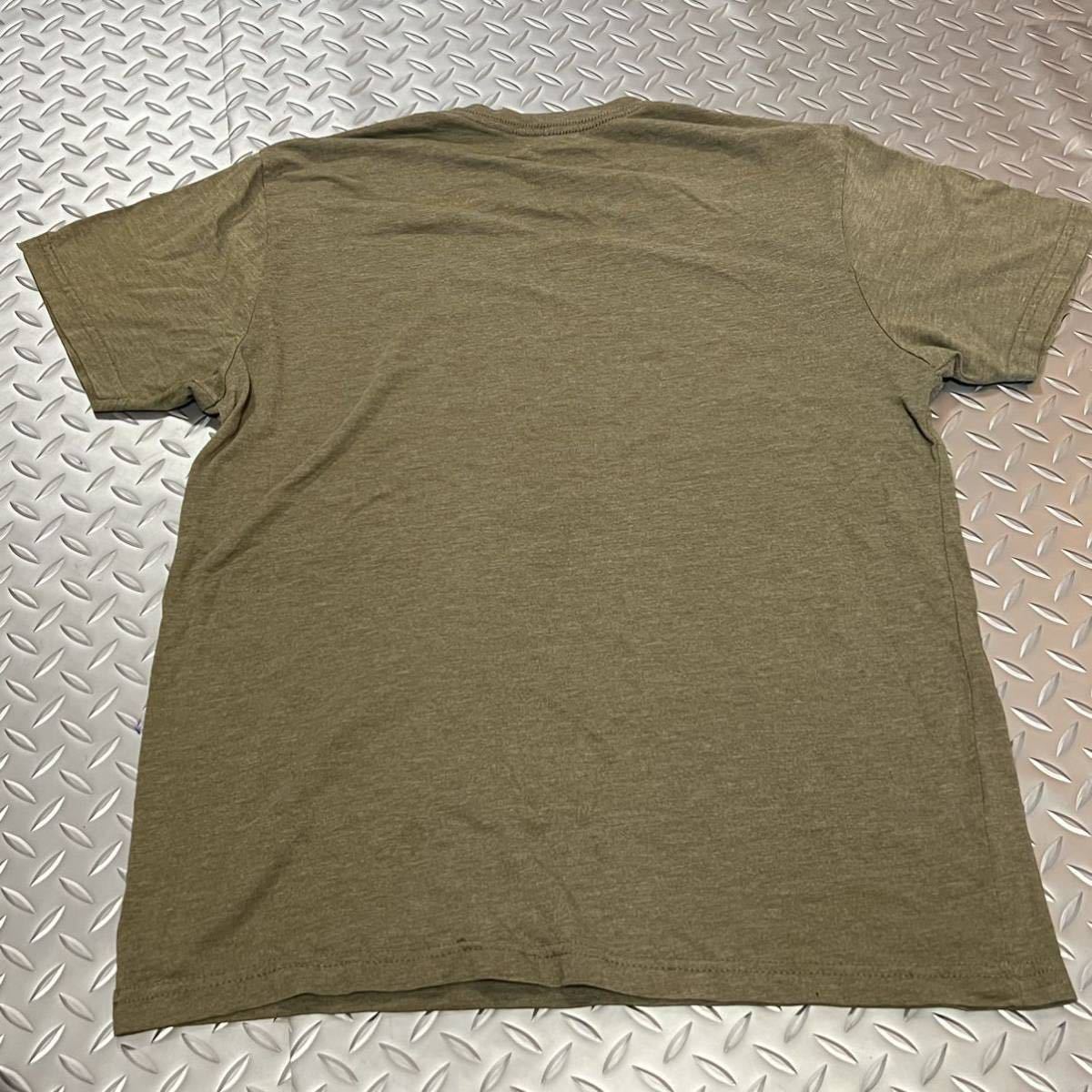 米軍放出品 Tシャツ　LIFT HEAVY. PET DOGS. おしゃれ　サバゲー　ランニング　OD MEDIUM (INV S05)_画像4