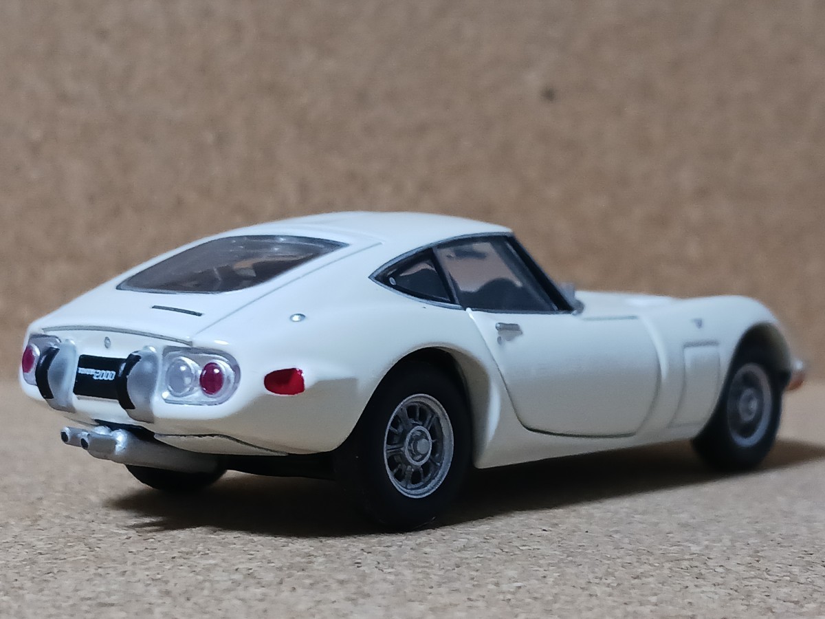 ◆トミカプレミアムRS(1/43)◆トヨタ・2000GT(MF10/白)◆箱なし/ルース/傷少良品★夢屋TP027★_画像2