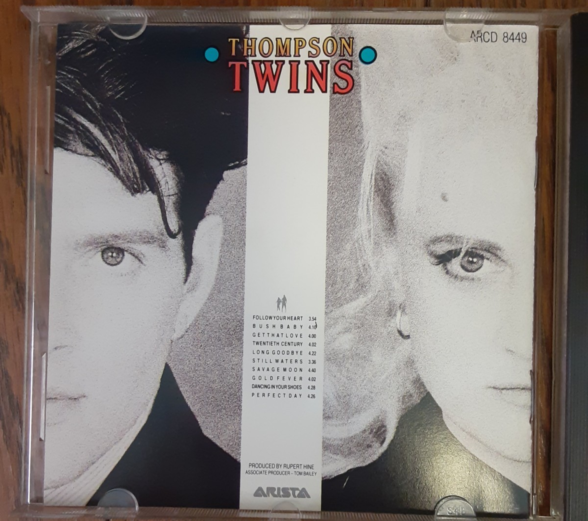 特価美品【RARE CD US IMPORT】THOMPSON TWINS CLOSE TO THE BONE ARISTA ARCD 8449 トンプソン・ツインズ クロース・トゥ・ザ・ボーン_画像3