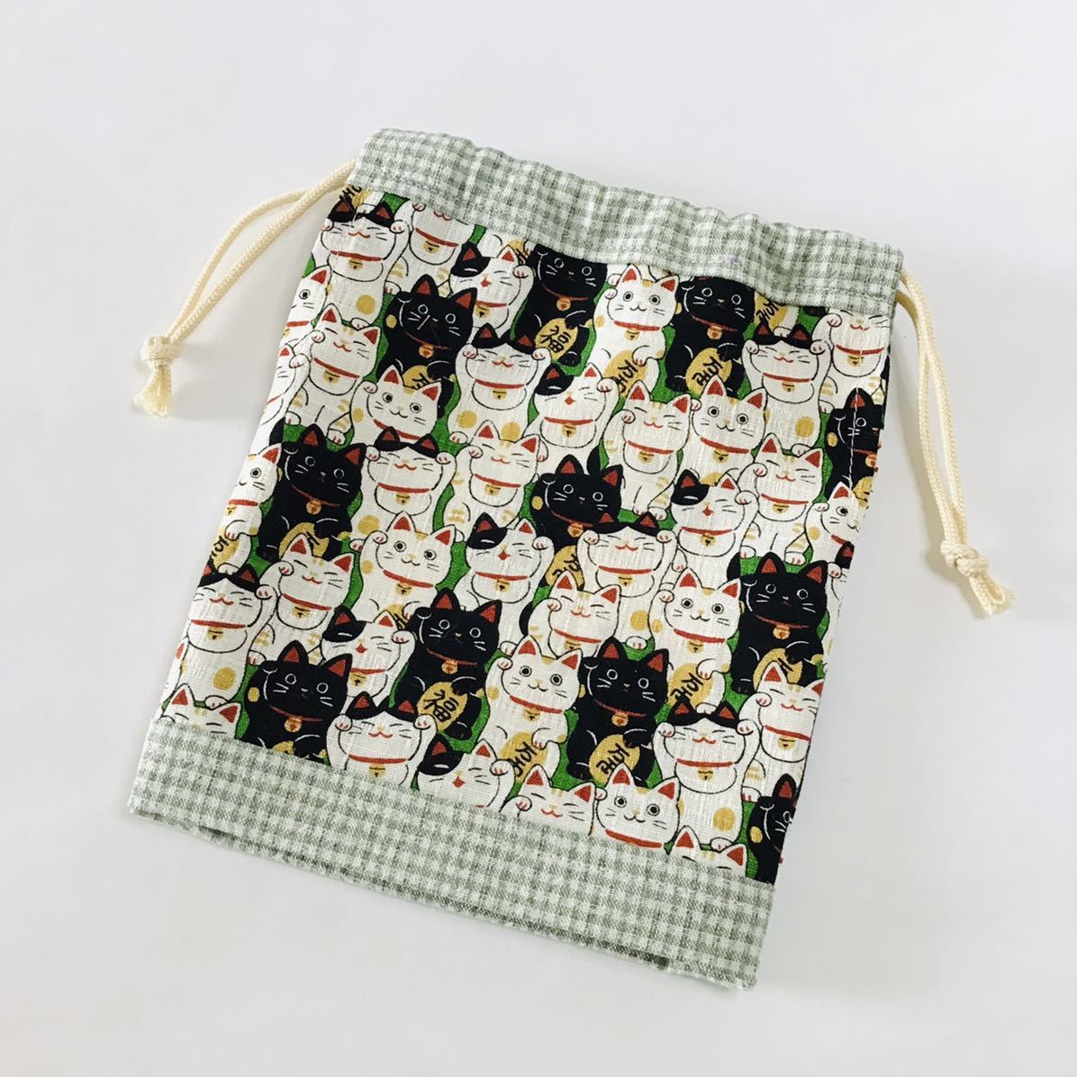 [ prompt decision ] hand made inset attaching Mini pouch glass sack maneki-neko GR peace pattern 