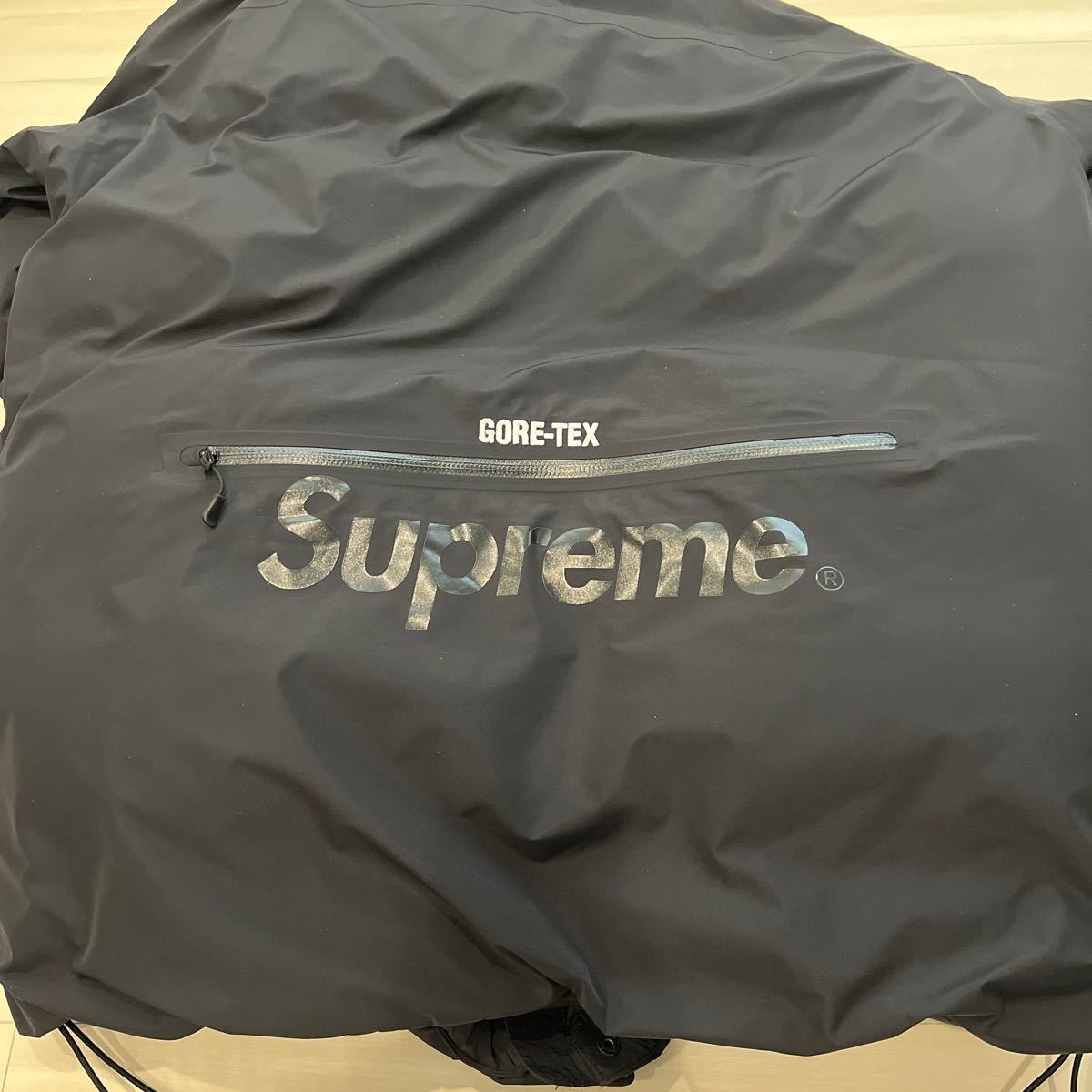 Supreme - GORE-TEX 700-Fill Down Parka Mサイズ 美品