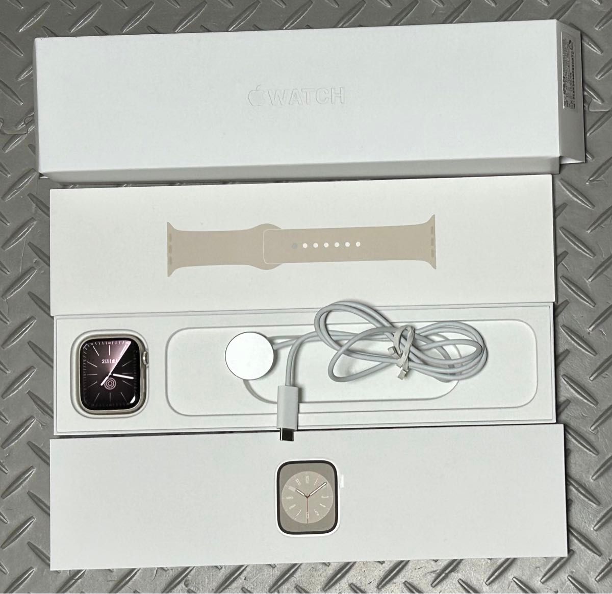 Apple Watch Series 8 45mm GPS + Cellular スターライト Apple Watch Series 8 45mm GPS + Cellular スターライト