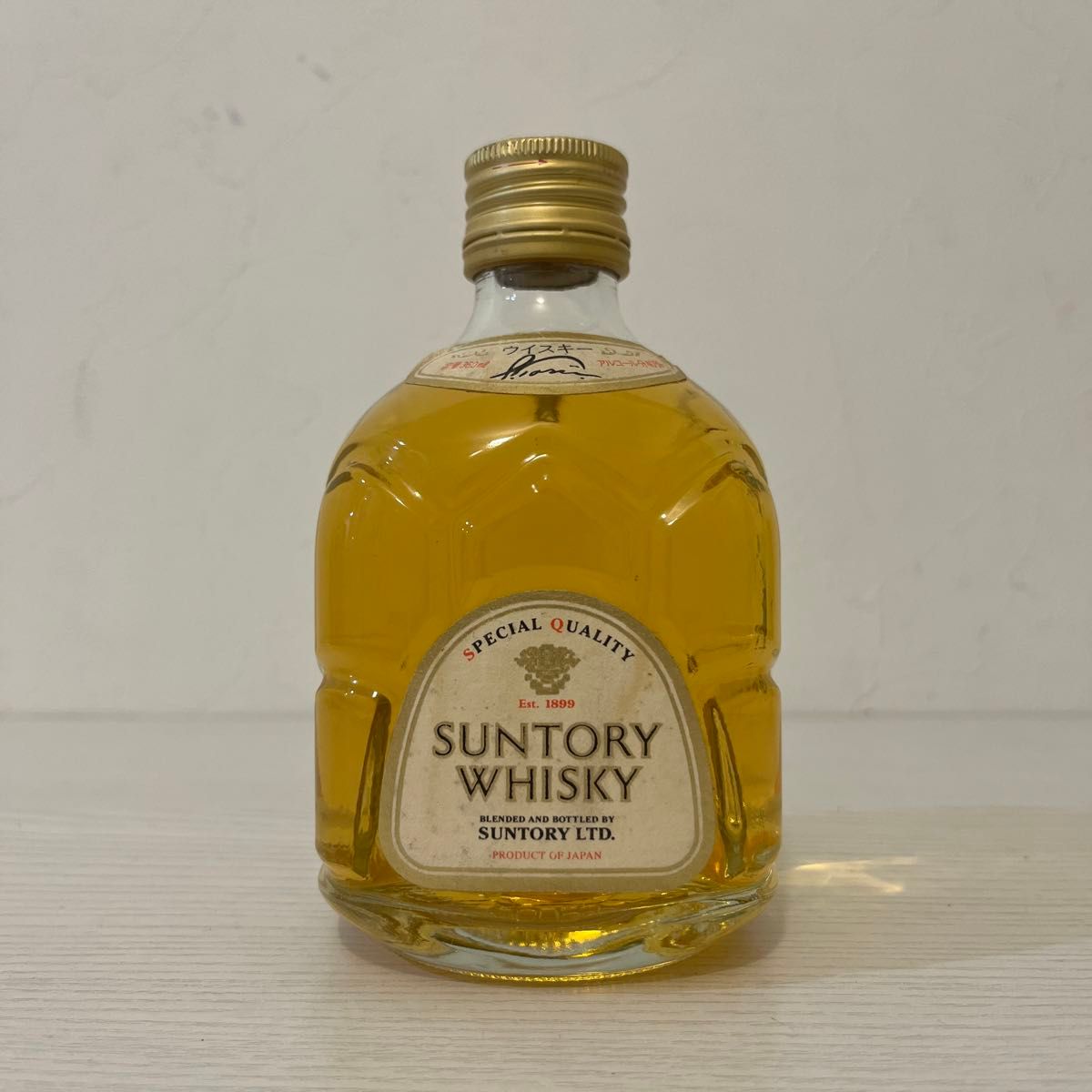 終売品 半角ボトル 白角 角瓶 古酒 ウイスキー サントリー 終売品 半角ボトル 白角 角瓶 古酒 ウイスキー サントリー
