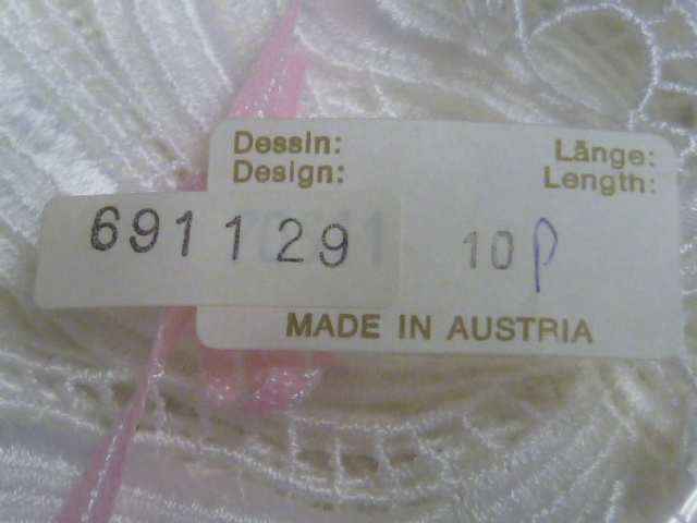 ♪Made in Austria オーストリア製　繊細なレーヨンケミカルレース　繊細なリボン柄　白色　１P_画像10