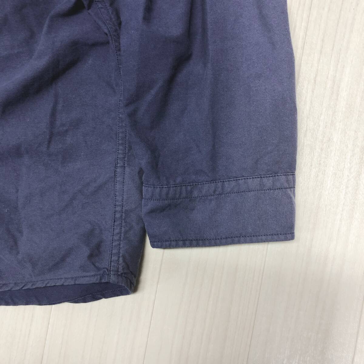 X666 美品 UNIQLO メンズ トップス シャツ 七分袖 薄手 胸ポケット 予備ボタン付 XLサイズ 綿100% カジュアル おしゃれ シンプル 春夏 _画像7