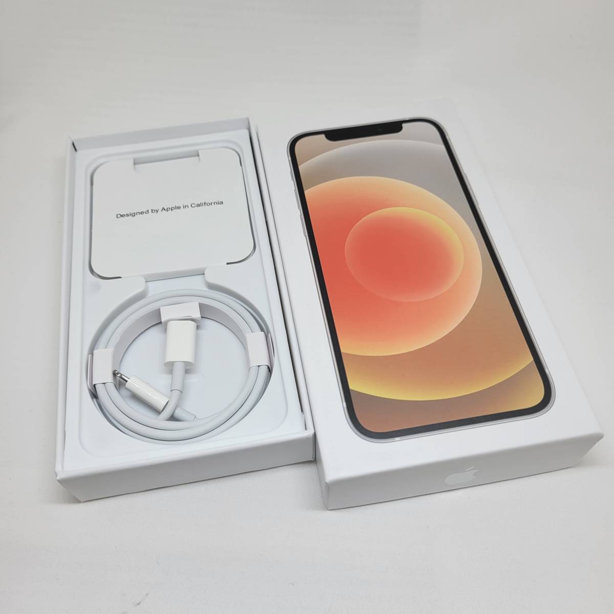 新品同等 iPhone 12 mini 256GB ホワイト A2176 北米版 SIM 新品同等 iPhone 12 mini 256GB ホワイト A2176 北米版 SIM