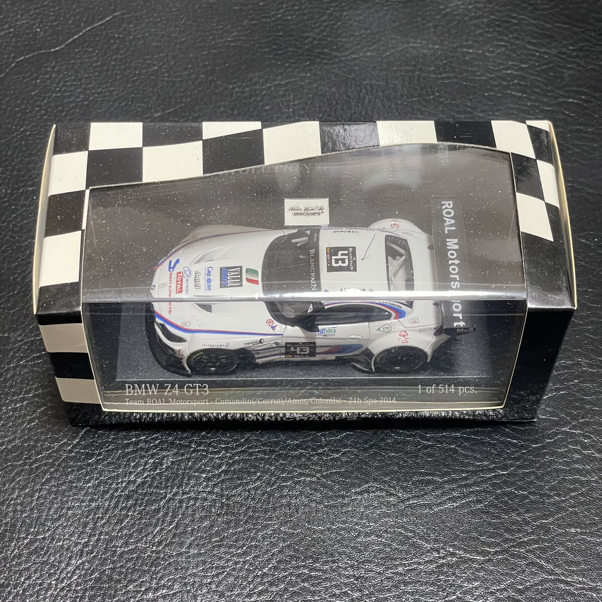 1/43 ミニカー BMW Z4 GT3 TEAM ROAL MOTORSPORT #43 SPA 24h 2014 / COMANDINI - CERRUTI - AMOS - COLOMBO / MINICHAMPS 437142043 _画像3