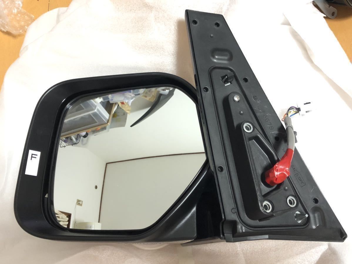  Мицубиси Delica D5 левая сторона зеркало на двери боковой поворотник на боковом зеркале зеркало Bick малый передний новый товар не использовался возможна курьерская доставка 
