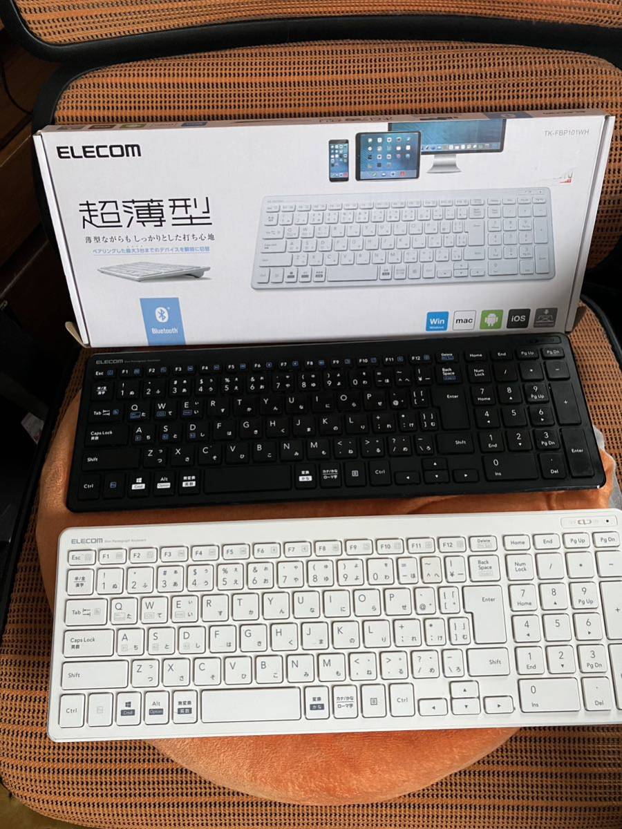 美品★　2台セット　★エレコム　 Bluetooth　超薄型　コンパクトキーボード 　TK-FBP101　　ホワイト　ブラック_画像1