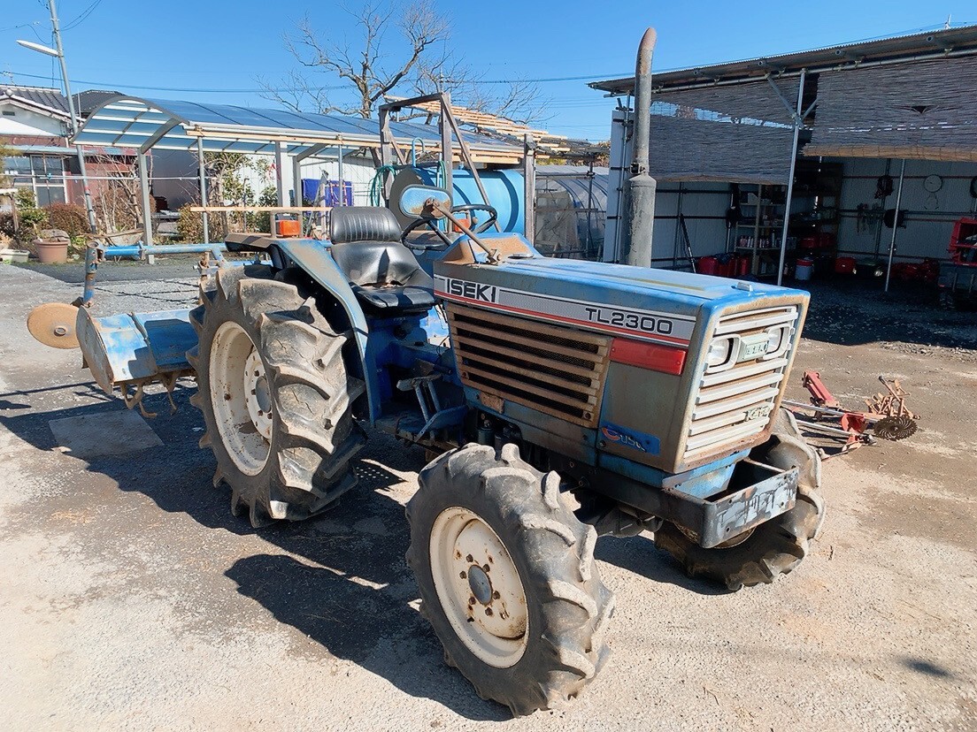 現状品 ISEKI イセキ ヰセキ トラクター TL2300F 2467時間 パワステなし 23馬力 ディーゼルエンジン 引取歓迎 茨城県 240216や1 I外 自_画像1