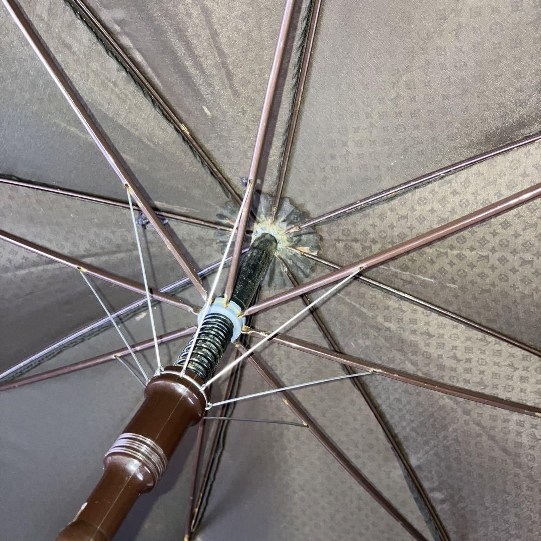 極希少 LOUIS VUITTON ルイヴィトン モノグラム柄 傘 雨 umbrella 日傘 雨傘 晴雨兼用 ブラウン ロング 長傘 メンズ レディース 男女兼用_画像6