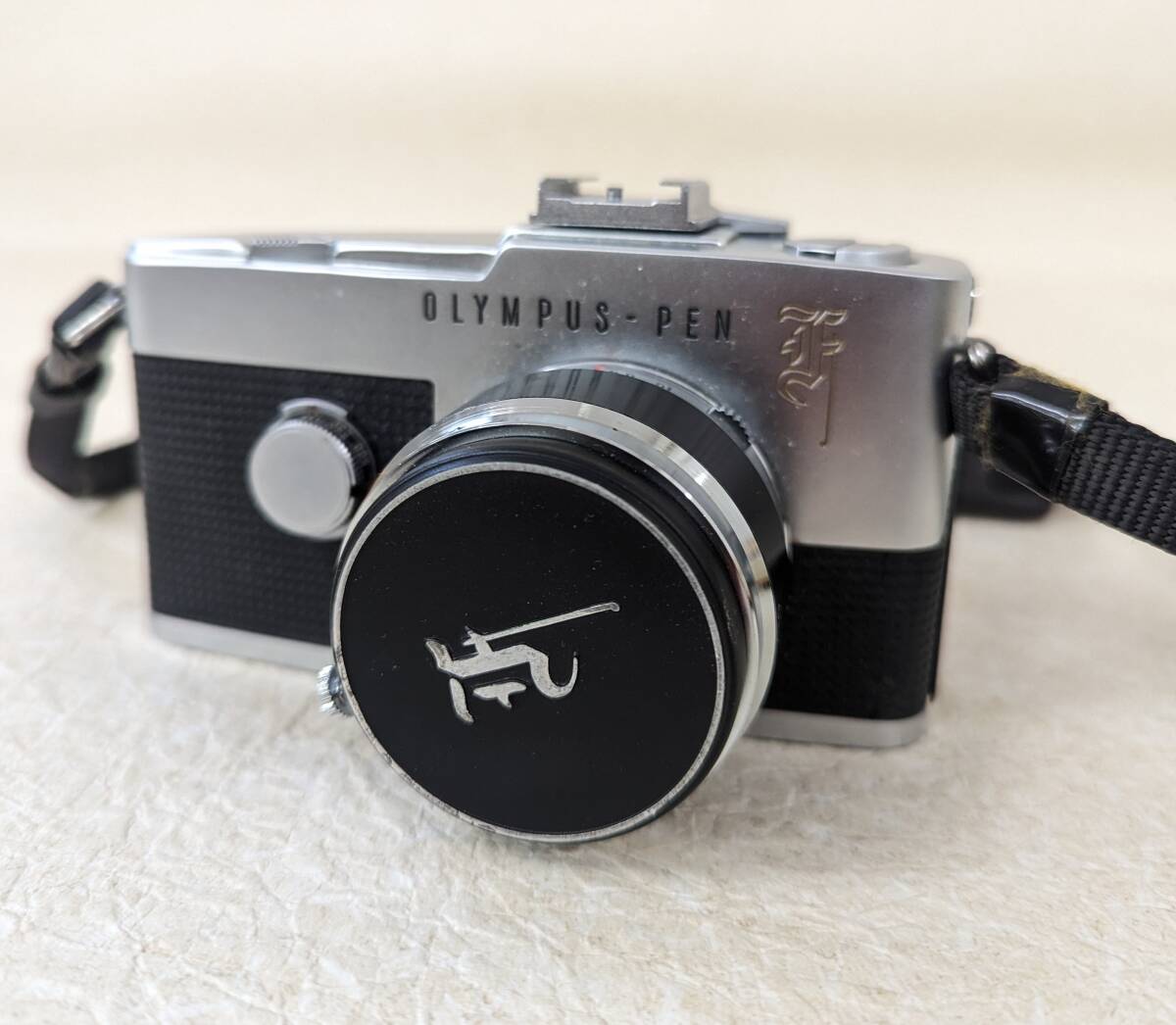 41524 OLYMPUS-PEN F Zuiko Auto-S 1:1.8 f=38mm オリンパス フィルムカメラ 中古 現状品_画像1