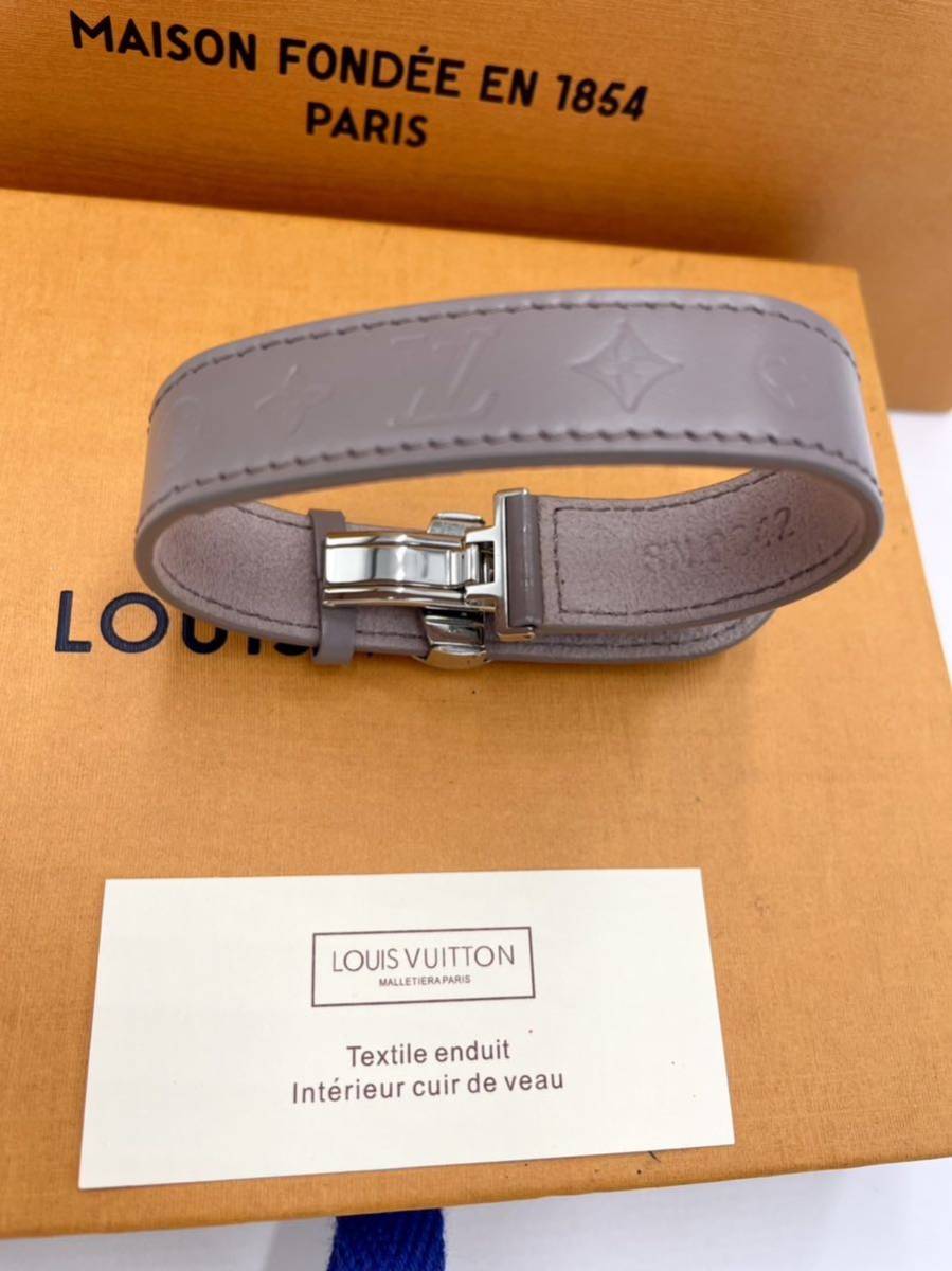 ■美品■ LOUIS VUITTON ルイヴィトン モノグラム ブラスレ ヴー グッドラックブレス ブレスレット アクセサリー ベージュ系_画像3