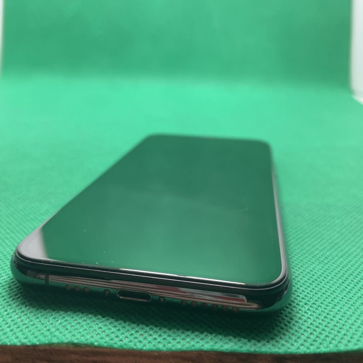 【格安美品】iPhone 11PRO 256GB simフリー本体 594