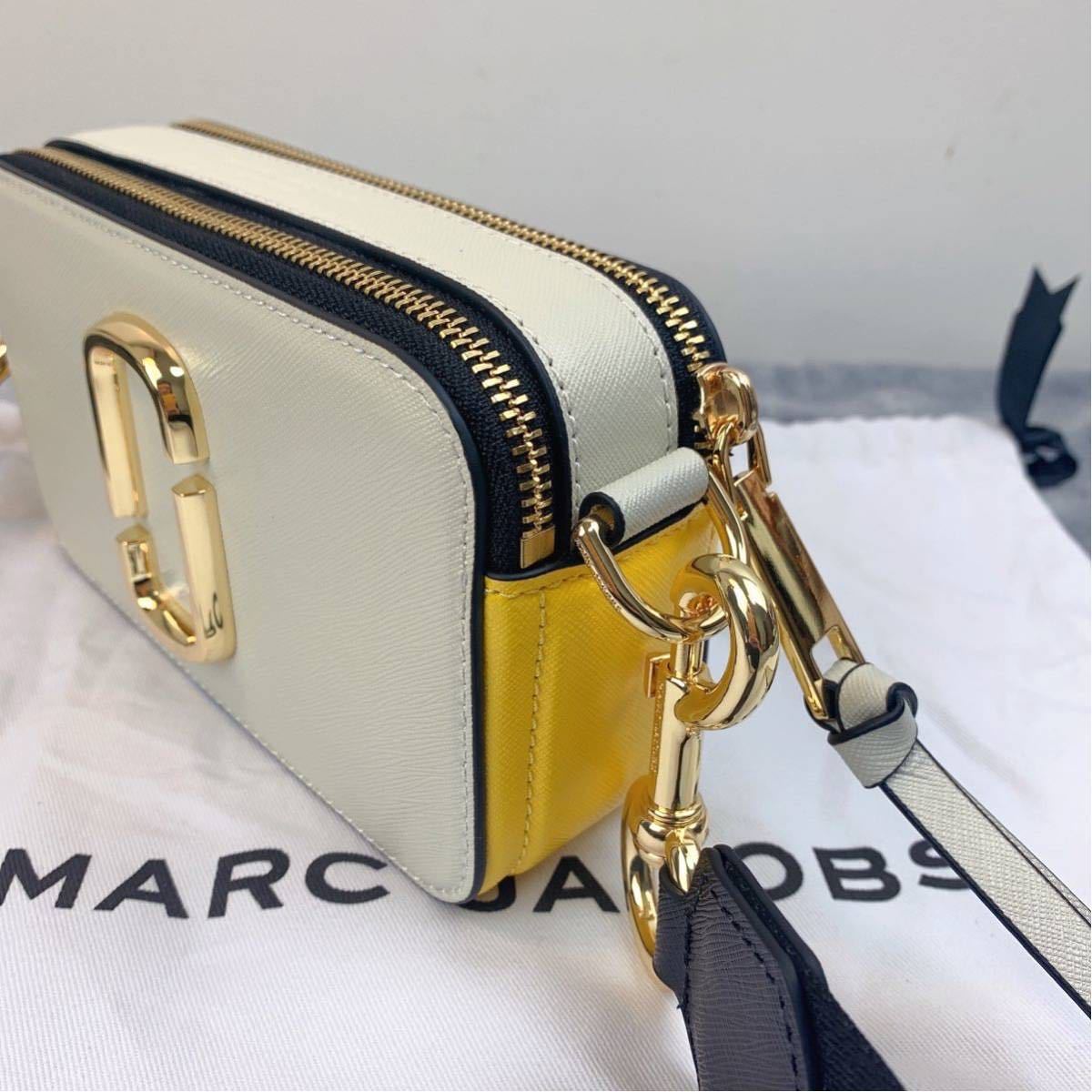 MARC JACOBS マークジェイコブス スナップショット カメラバッグショルダーバッグ 白色