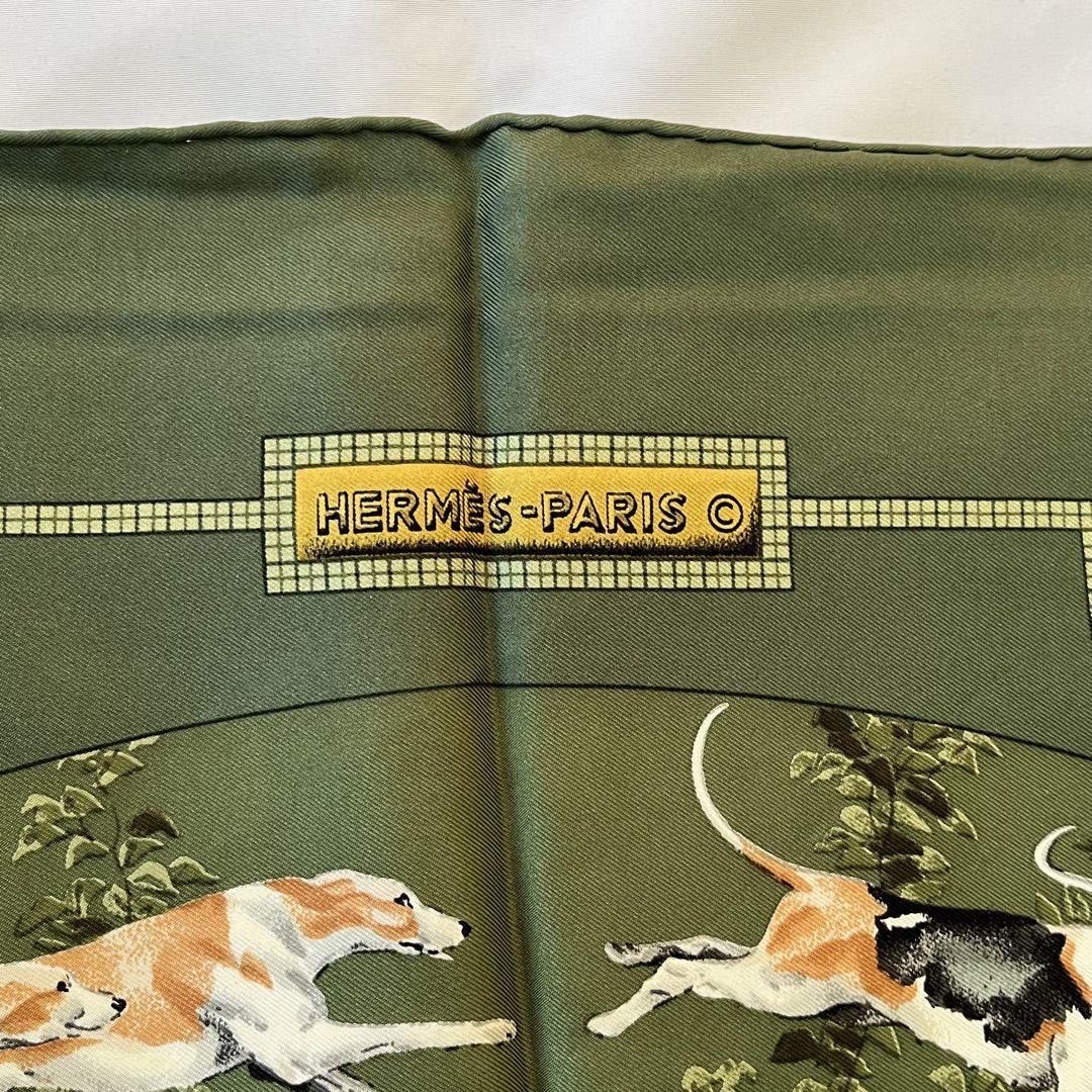 美品】HERMES エルメス カレ90 シルク スカーフ ヴィンテージ 犬 美品】HERMES エルメス カレ90 シルク スカーフ ヴィンテージ 犬