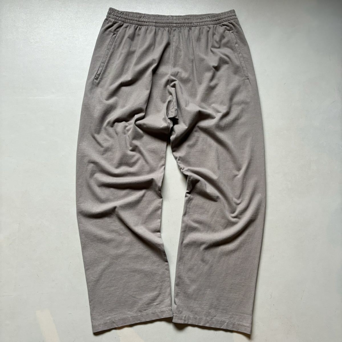 2022s unreleased item!! Yeezy×Gap sweat pants “size XL” 2022年 アンリリースドアイテム イージーギャップ スウェットパンツ