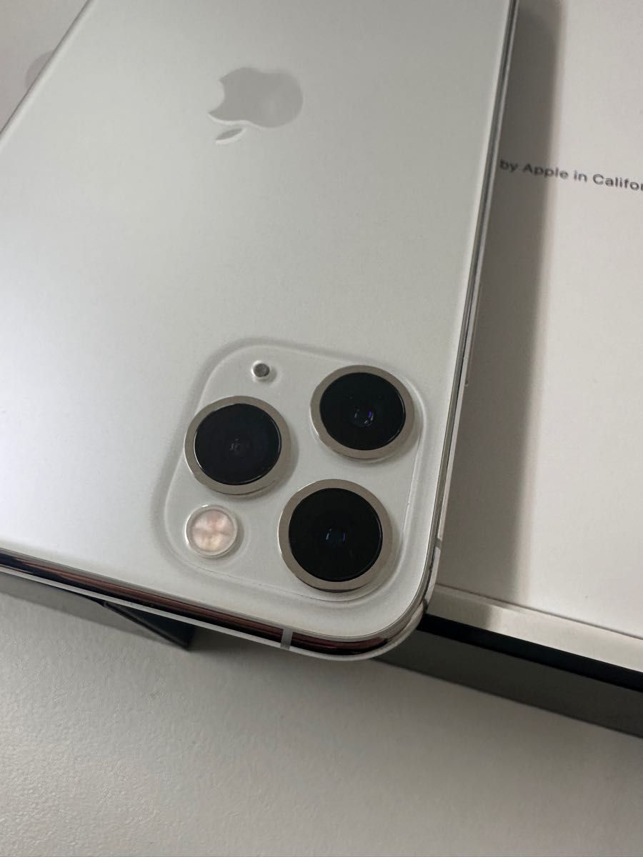 本日限定 iPhone 11 Pro Max 512GB SIMフリー バッテリー98 本日限定 iPhone 11 Pro Max 512GB SIMフリー バッテリー98