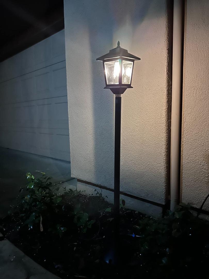 9067 ガーデンライト LEDソーラーライト 170cm 自動点灯 アンティーク