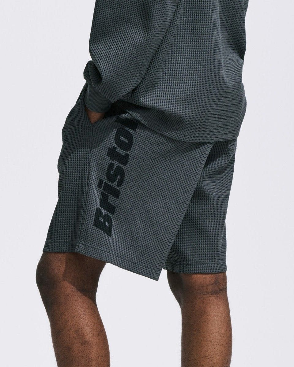 S FCRB TECH WAFFLE TEAM RELAX SHORTS グレー テックワッフル S FCRB TECH WAFFLE TEAM RELAX SHORTS グレー テックワッフル