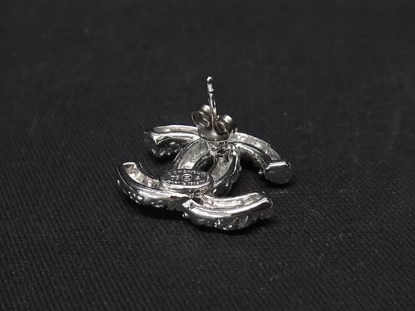 1円 ■美品■ CHANEL シャネル ココマーク 05A 片耳のみ ラインストーン ピアス アクセサリー レディース シルバー系 AS9269_画像2