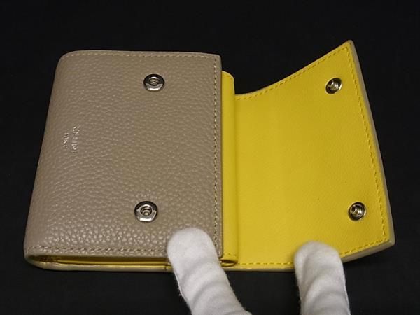 1円 ■美品■ CELINE セリーヌ レザー 三つ折り 財布 ウォレット 小銭入れ 札入れ カード入れ レディース グレージュ系 AY0422_画像3