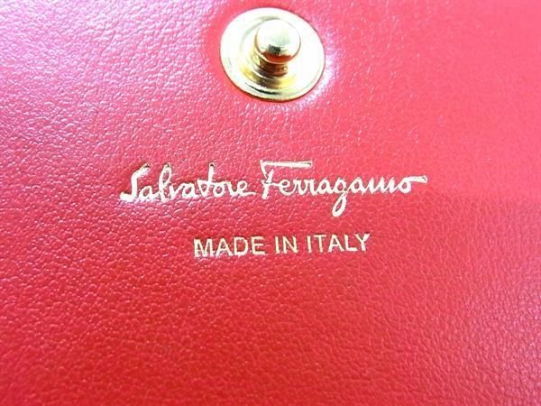 1円 ■極美品■ Salvatore Ferragamo フェラガモ JP-22-D502 ガンチーニ レザー スタッズ 二つ折り 長財布 ウォレット レッド系 AX0636_画像5