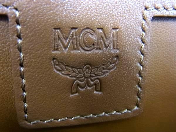 ■極美品■ MCM エムシーエム モノグラム ヴィセトス柄 レザー スタッズ リュックサック バックパック ブラック系 AX3419_画像8