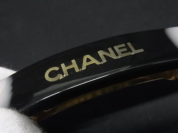 1円 ■美品■ CHANEL シャネル ロゴ バレッタ ヘアアクセサリー レディース ブラック系 FA0872_画像4