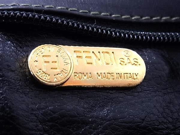 1円 ■美品■ FENDI フェンディ ヴィンテージ ペカン柄 PVC×レザー ストライプ クラッチバッグ ブラック系 AX2831_画像5