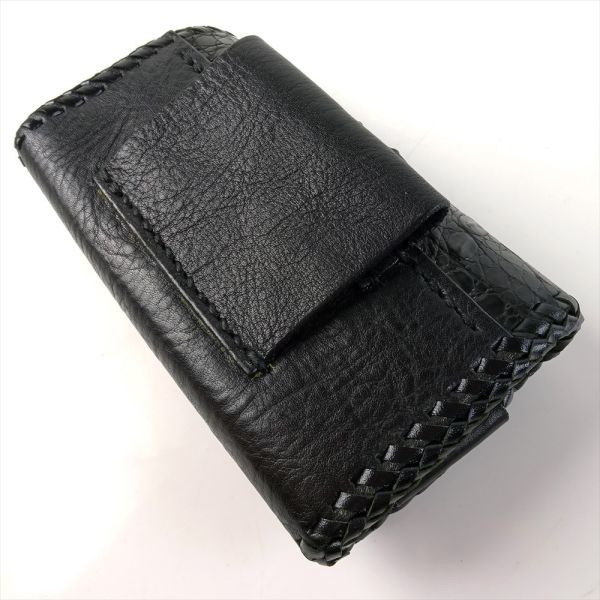 5100円 美品 カイマンレザー 携帯ケース ブラック 黒 手編み 5100円 美品 カイマンレザー 携帯ケース ブラック 黒 手編み