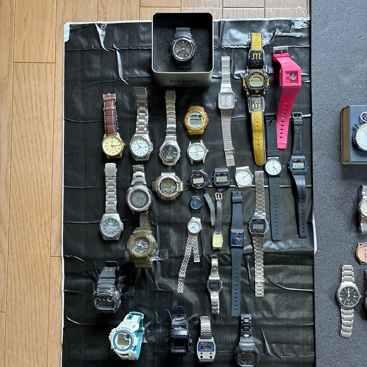 SEIKO CITIZEN CASIO オメガ　その他ブランド腕時計　懐中時計　置時計　約280本以上　約15㌔以上　大量まとめ売り　ジャンク品_画像9