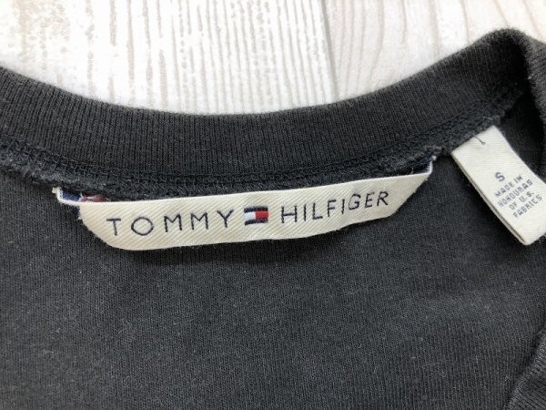 TOMMY HILFIGER トミーヒルフィガー レディース Vネック 綿 ロゴ刺繍 綿 ストレッチ 半袖Tシャツ S 黒_画像2