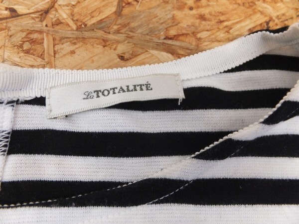La TOTALITE La Totalite lady's made in Japan la gran border do Le Mans short sleeves T-shirt black white 