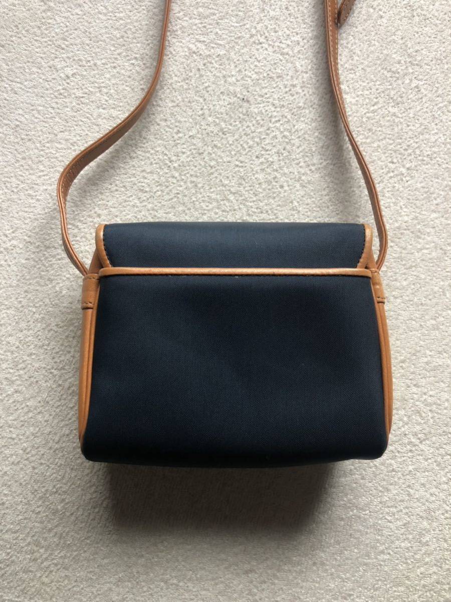 送料520円 VINTAGE OLD COURREGES オールド　クレージュ　ショルダーバッグ　ショルダーポーチ　昭和　レトロ　ロゴ_画像3