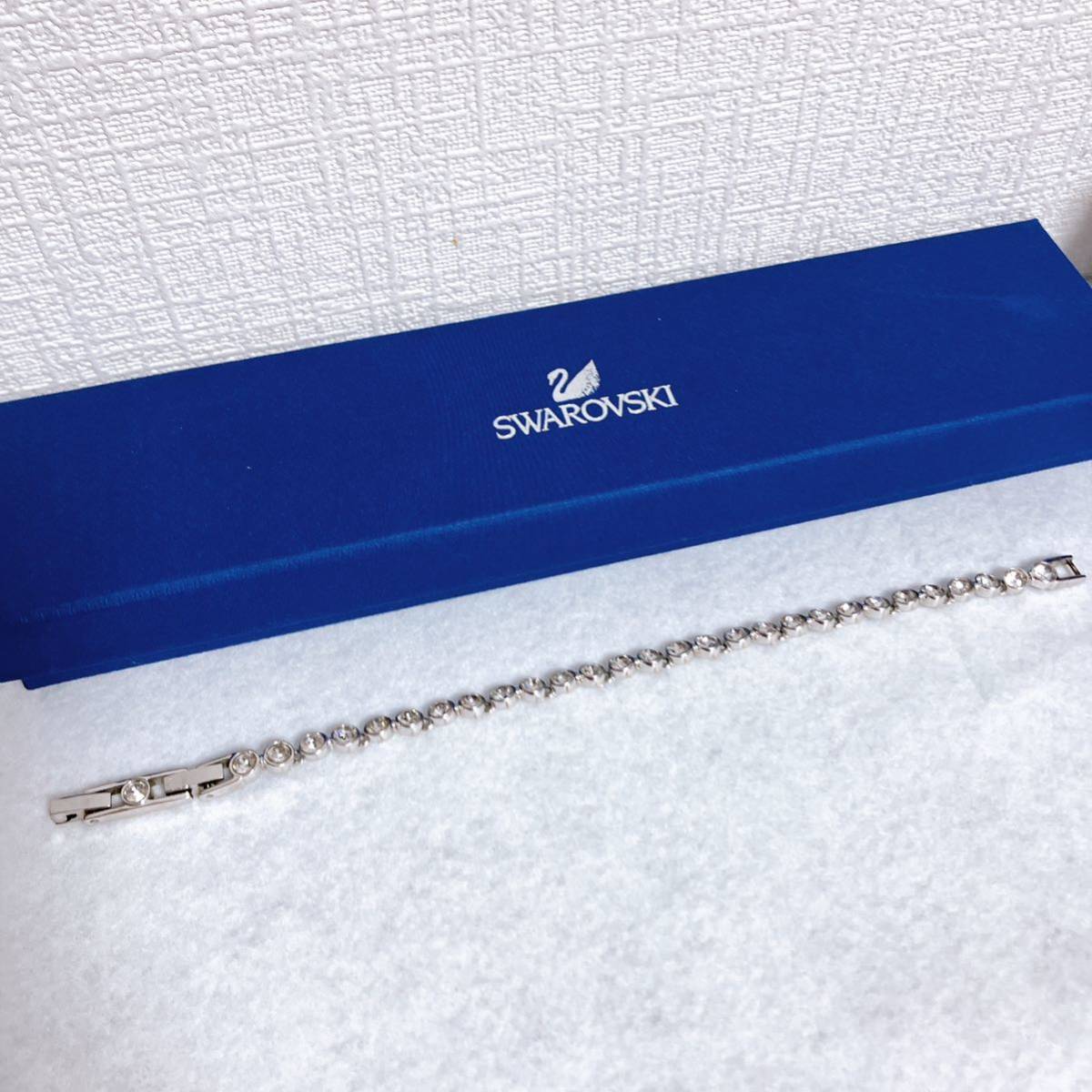 SWAROVSKI スワロスキー　ブレスレットtennisテニス美品　クリスタル　アクセサリー_画像9