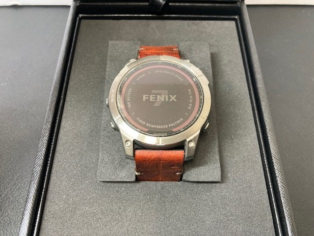 中古品　ガーミン GARMIN 010-02540-43 fenix 7 フェニックス 7 スマートウォッチ 替えベルト付_画像1