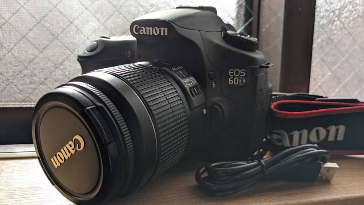1円　キャノン　Canon EOS 60D / EF-S 18-55mm 1:3.5-5.6 IS Ⅱ 現状品_画像1