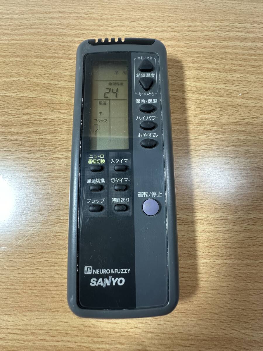 【 即決 】サンヨー AC用リモコン RCS-LVR3A(K) SANYO エアコンリモコン 保証付 中古 送料無料の画像1