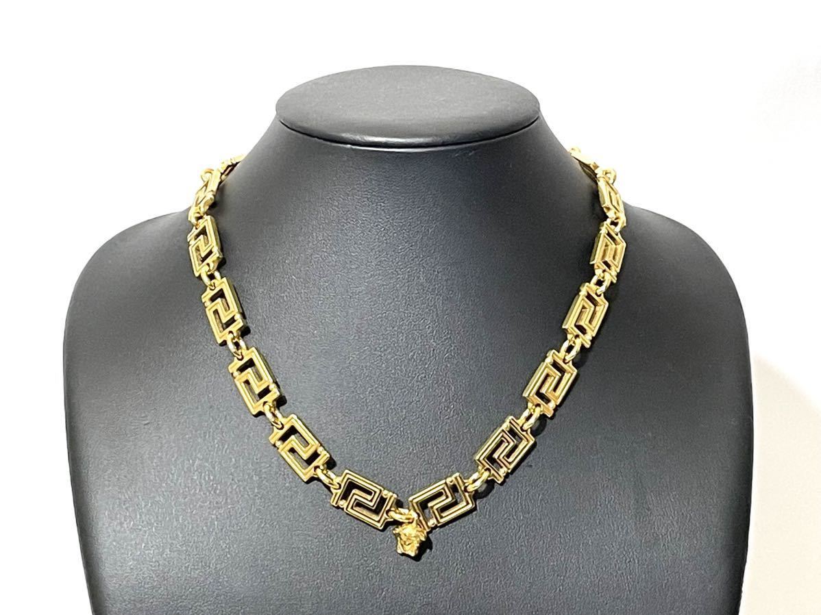 VERSACE Grecamania Necklace ヴェルサーチ グレカ ネックレス メドューサ チャーム ゴールド メタリック アクセサリー イタリア製 正規品_画像3