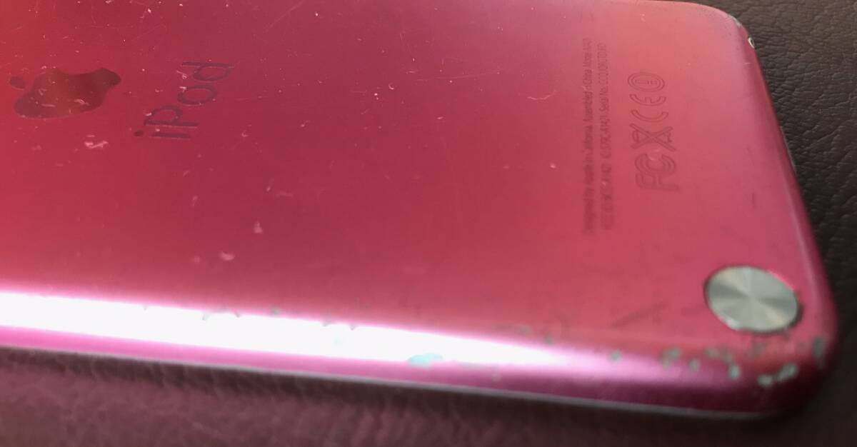 Apple iPod touch (第５世代) A1421 RED? PINK? 中古品 箱無 アップルアイポッドタッチ本体のみ_画像4