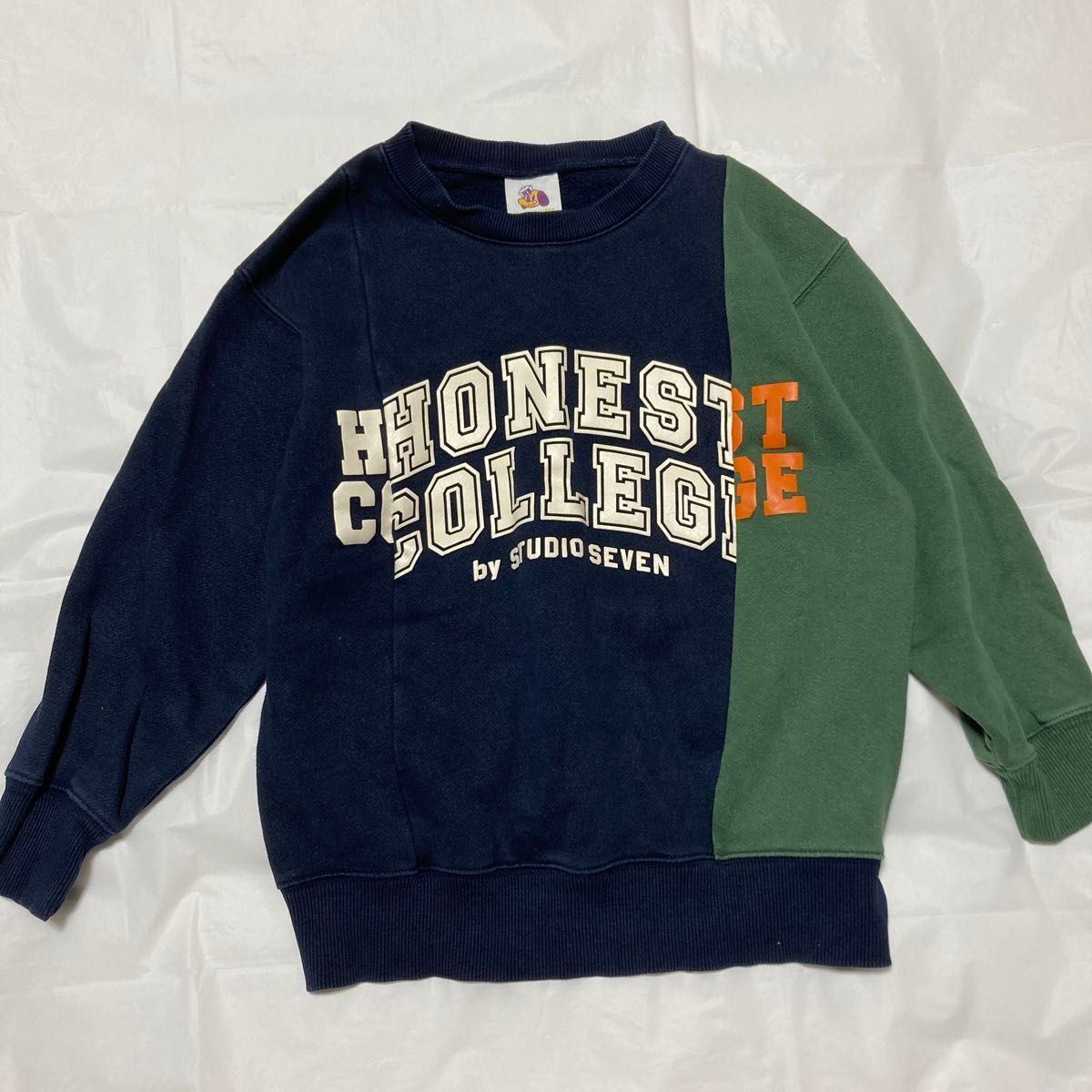 【130】GU×HONEST COLLEGE STUDIO SEVEN コラボ トレーナー キッズ 子ども