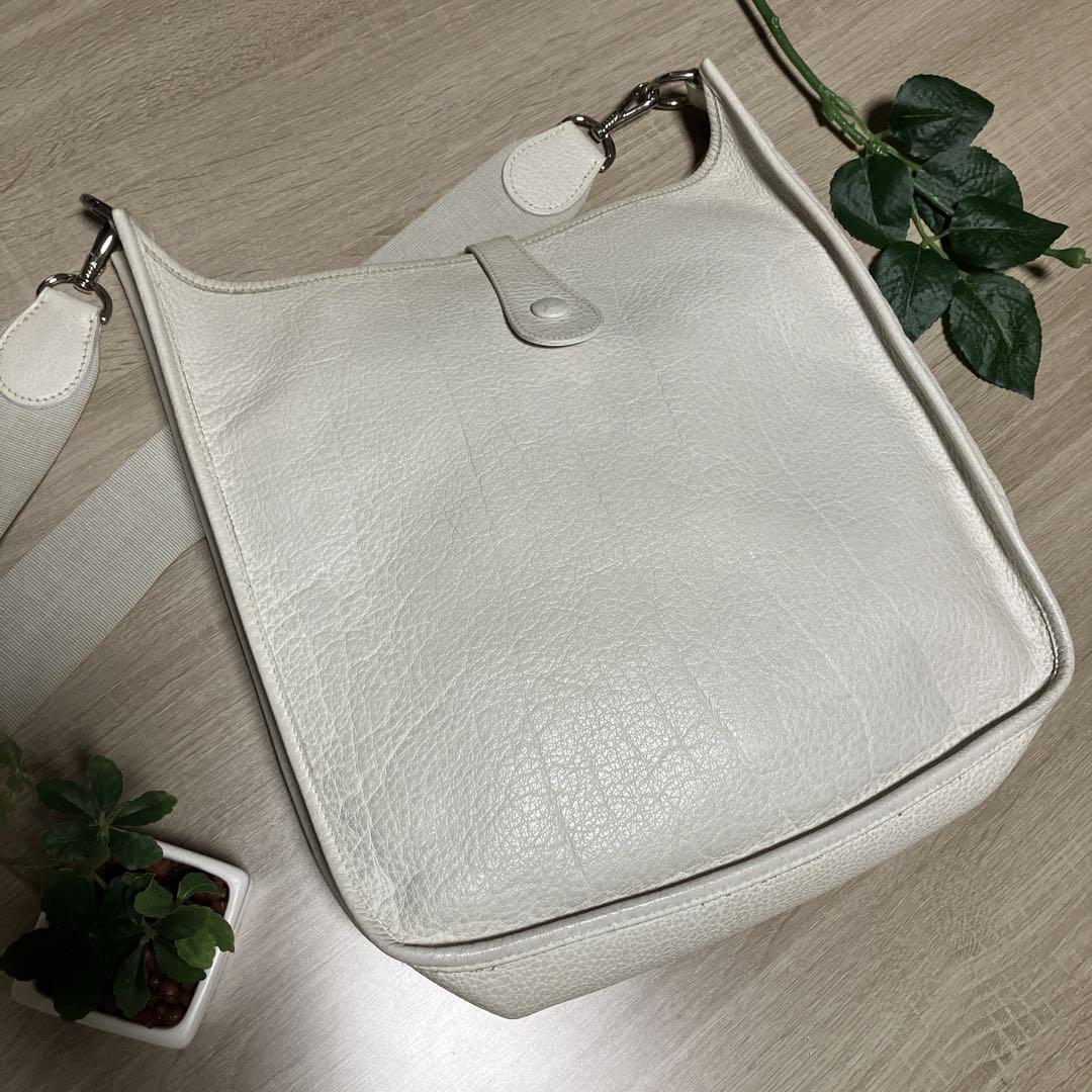 エルメス Hermes エブリンI GM ホワイト 白 トリヨンクレマンス エルメス Hermes エブリンI GM ホワイト 白 トリヨンクレマンス