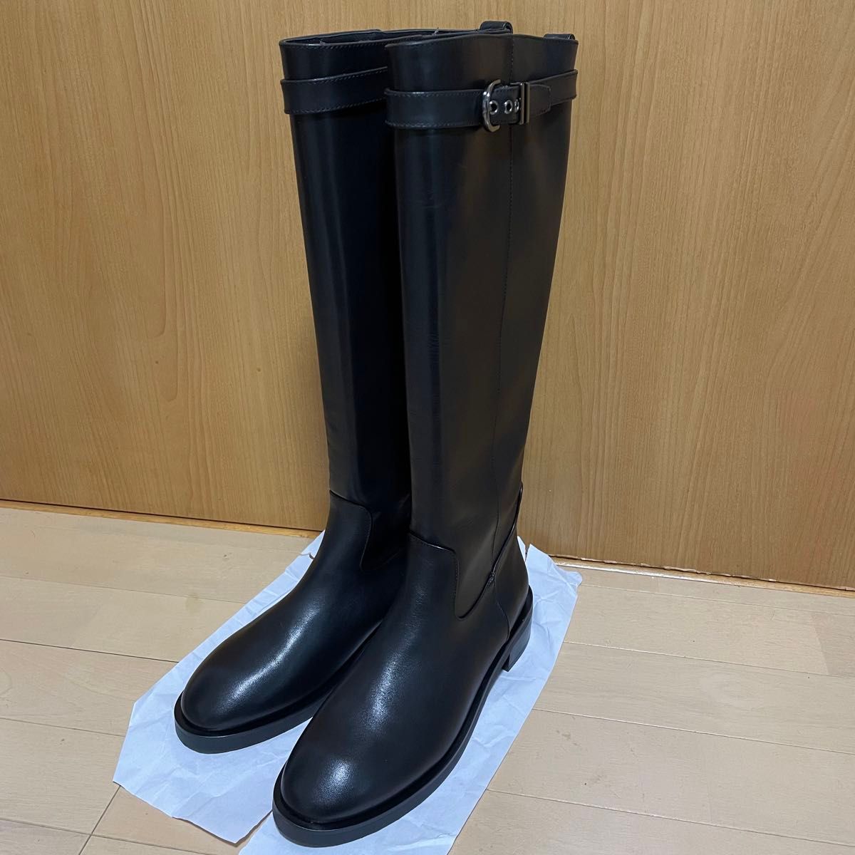 STUART WEITZMAN MAVERICK KNEE HIGH BOOT|