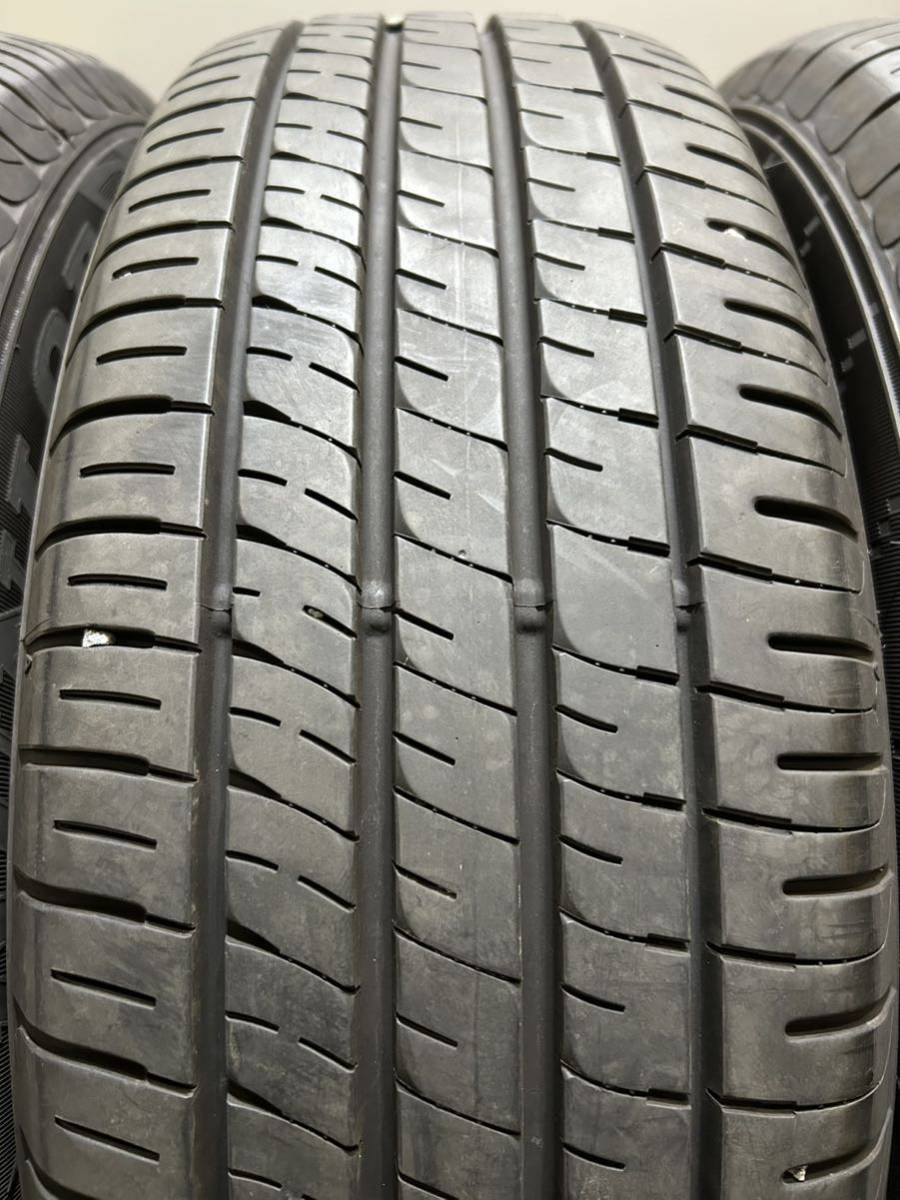 215/65R16 DUNLOP/ENASAVE EC204 22年製 夏タイヤ バリ山 4本 ダンロップ エナセーブ アルファード ヴェルファイア ハイエース (3-E893)の画像4