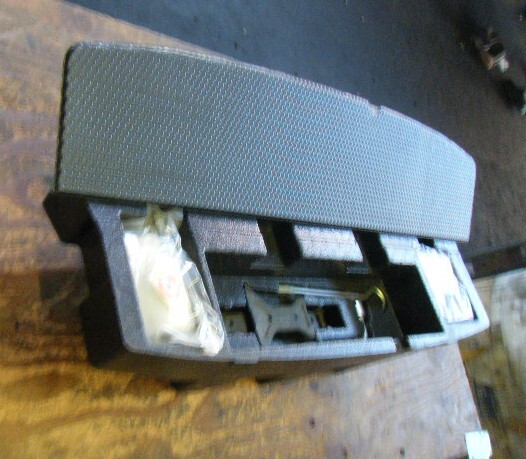  Heisei era 20 year Wagon R DBA-MH23S original loaded tool tire puncture repair tool set jack compressor box 