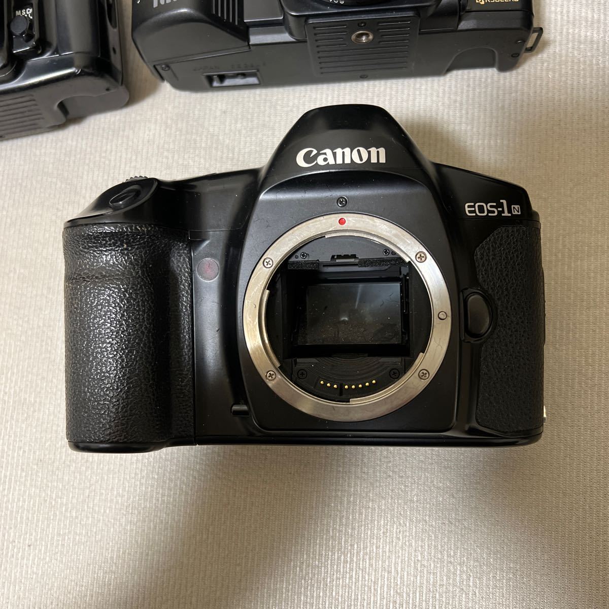 Canon フィルムカメラ EOS-1 N 、NiKOn D100、200-AF、X-700、F X、【現状品】_画像2
