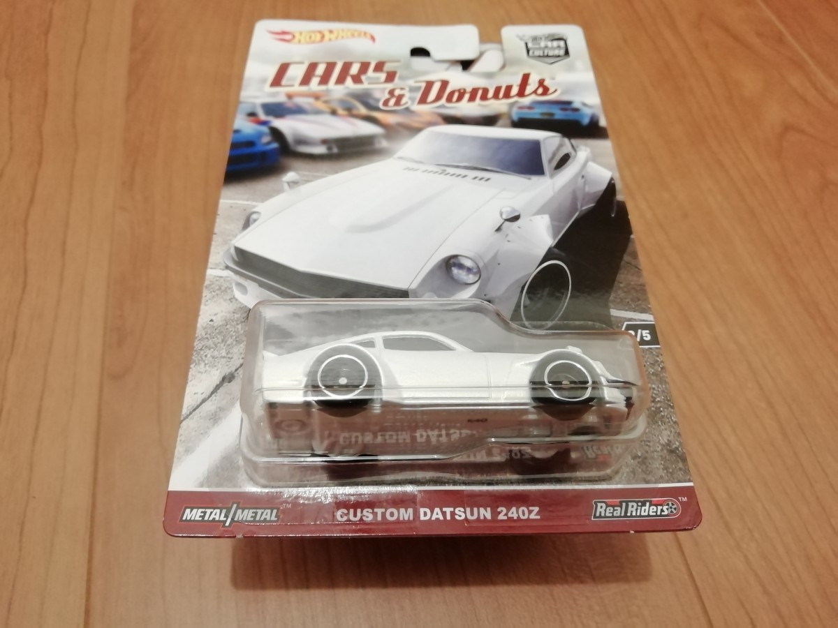 ホットウィール Hot Wheels カーズ ドーナツ DATSUN 240Z　フェアレディZ_画像2